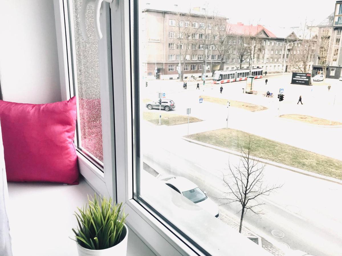 Cozy Central Apartment Tallinn Exterior photo